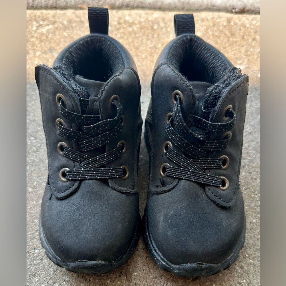 Wonder Nation Boots Size 4 Black